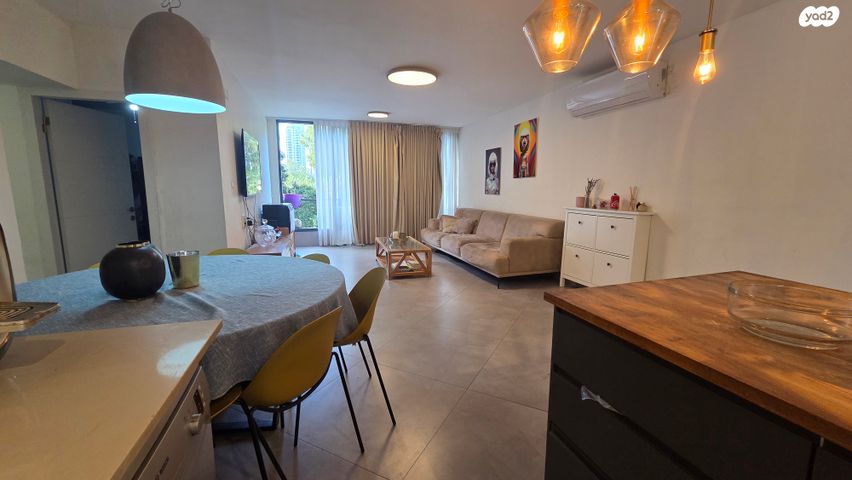 דירה, התחייה, נאות שושנים, חולון