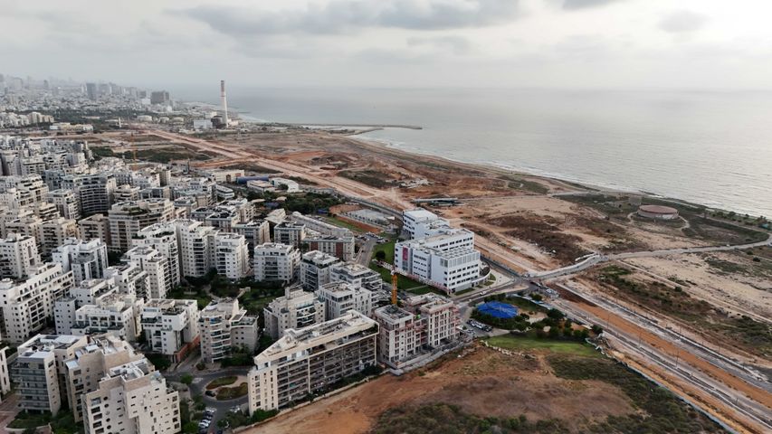 הגוש הגדול, רמת אביב החדשה, נופי ים