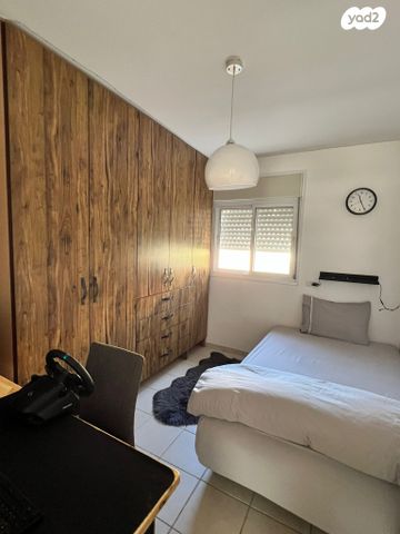 דו משפחתי, שניר, סביונים, מעלות תרשיחא