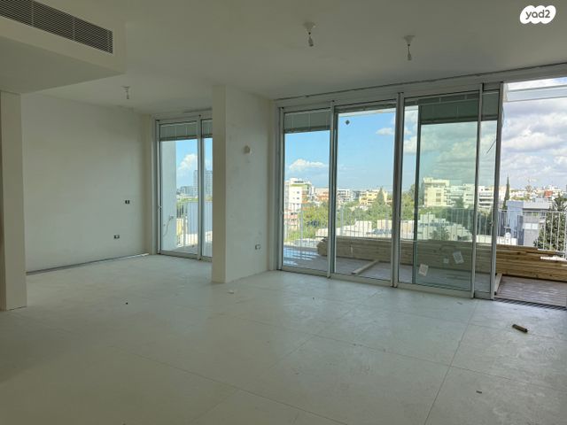 דירה, ארלוזורוב 20, הרצליה הצעירה, הרצליה