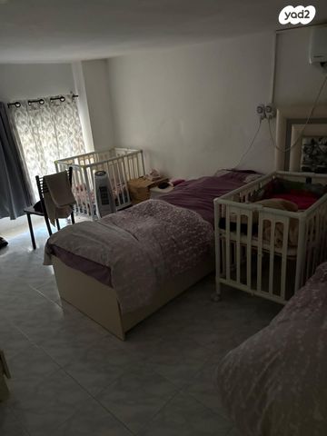 דירה, רש"י, מקור ברוך, ירושלים