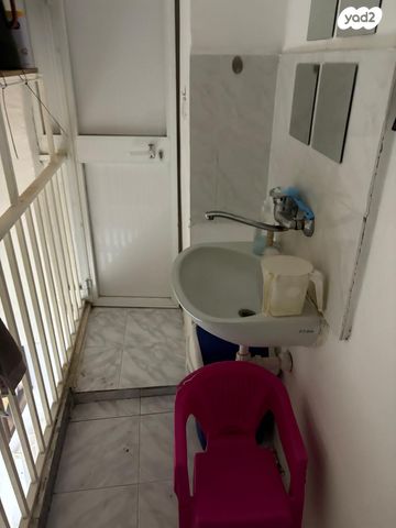 דירה, רש"י, מקור ברוך, ירושלים