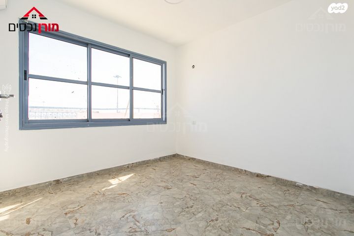 בניין מגורים, רבי שלום שרעבי, נווה פז, חיפה