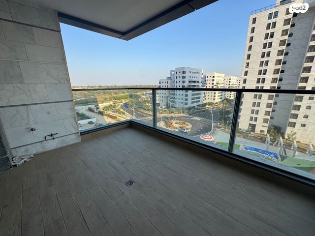 דירה, אור ים, אור עקיבא