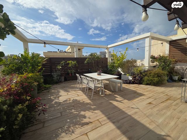 גג/ פנטהאוז, רובע י"ב, אשדוד