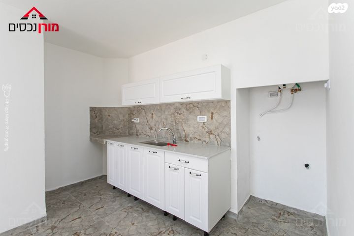 בניין מגורים, רבי שלום שרעבי, נווה פז, חיפה