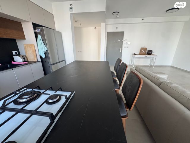 דירה, אור ים, אור עקיבא