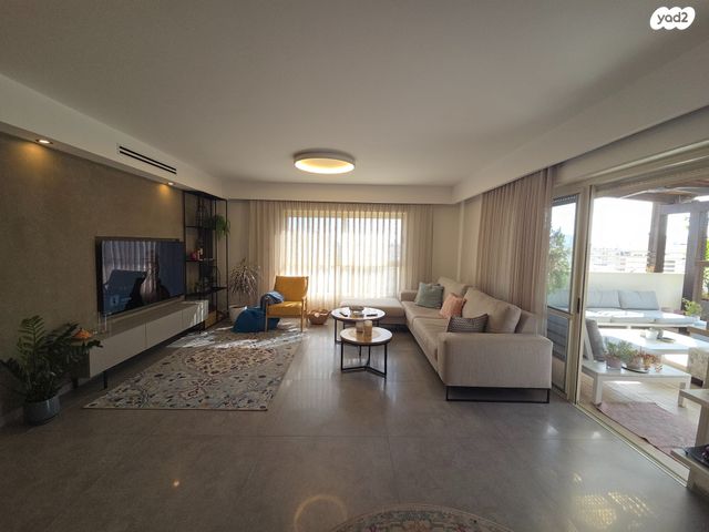 גג/ פנטהאוז, רובע י"ב, אשדוד