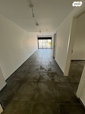 דירה, ארלוזורוב 69, עצמאות יוספטל, בת ים