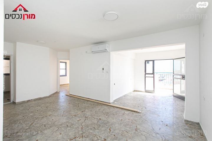 בניין מגורים, רבי שלום שרעבי, נווה פז, חיפה