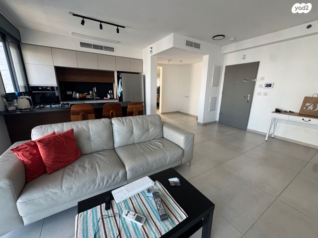 דירה, אור ים, אור עקיבא