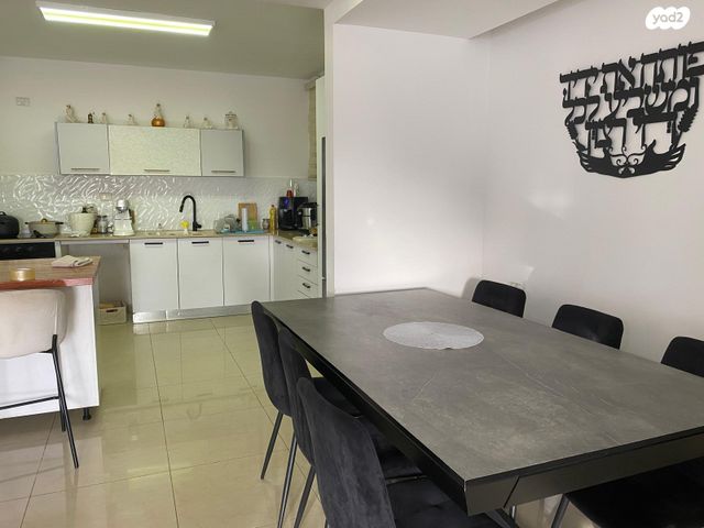 דירה, שדרות קדש 5, ברנע, אשקלון