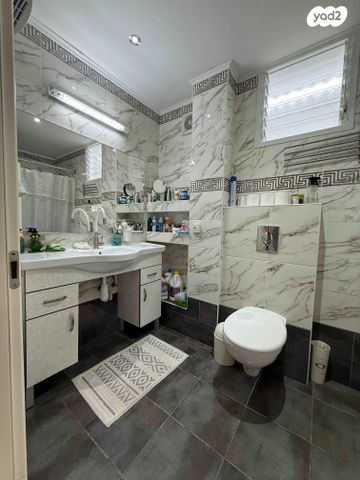 דירה, מבוא המלך עומרי, רובע י"ג, אשדוד