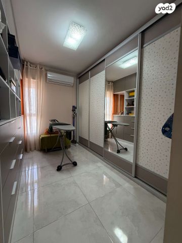 דירה, מבוא המלך עומרי, רובע י"ג, אשדוד