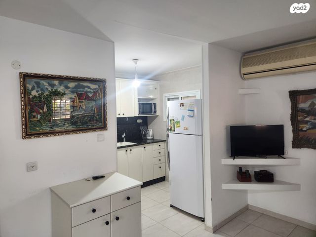 יחידת דיור, בית עזרא