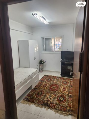 יחידת דיור, בית עזרא