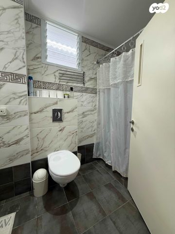 דירה, מבוא המלך עומרי, רובע י"ג, אשדוד