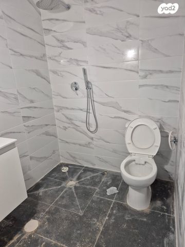 דירה, רא"ל מוטה גור, היובל, שרונה, רחובות