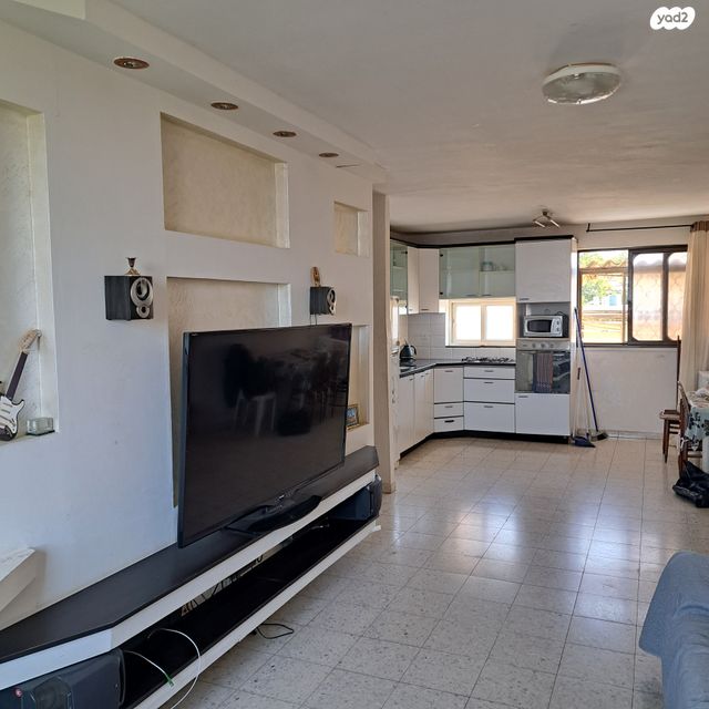 דירה, קרן היסוד 9, רמת בלפור, מגדל העמק