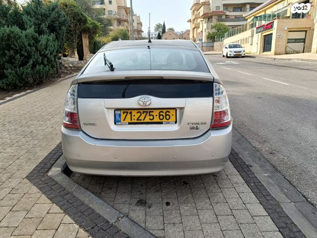 מודעת רכב טויוטה פריוס