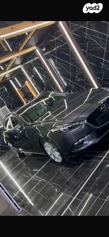 מודעת רכב מאזדה 3