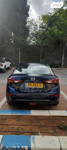 מאזדה 3