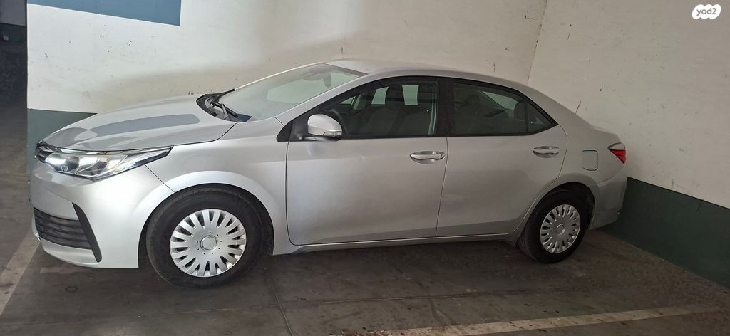 מודעת רכב טויוטה קורולה