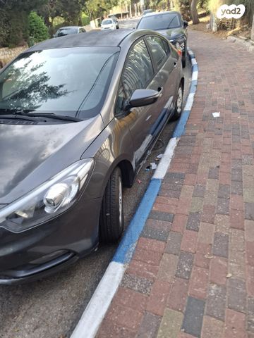 מודעת רכב קיה פורטה 