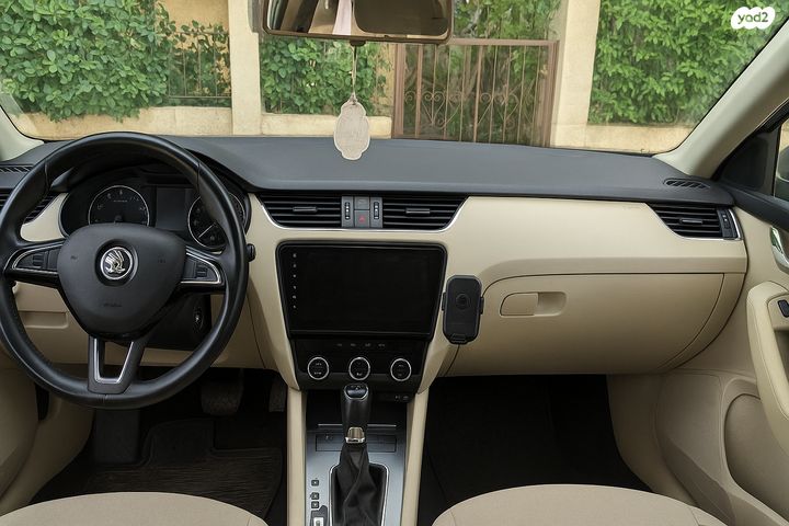 סקודה אוקטביה