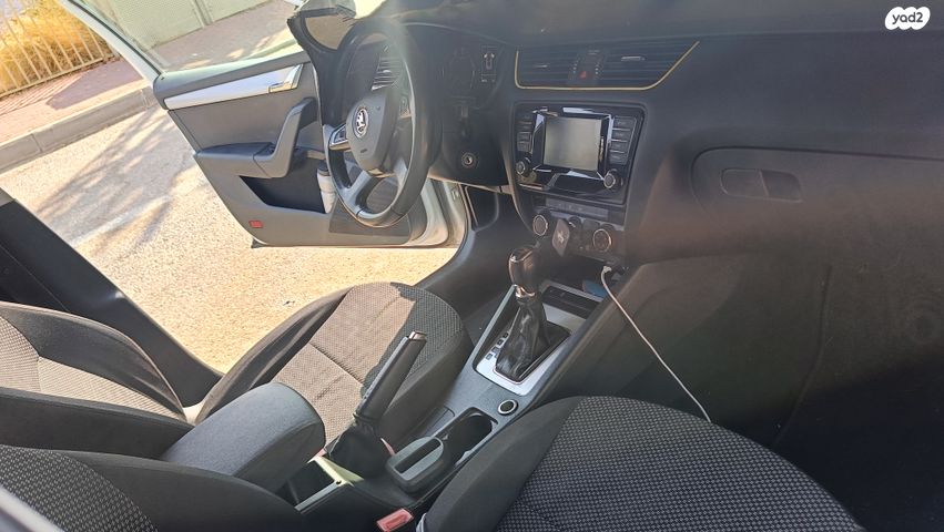 סקודה אוקטביה