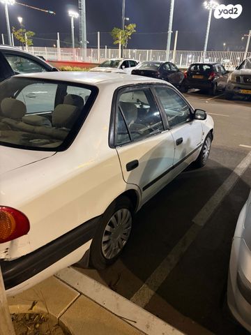 טויוטה קורולה