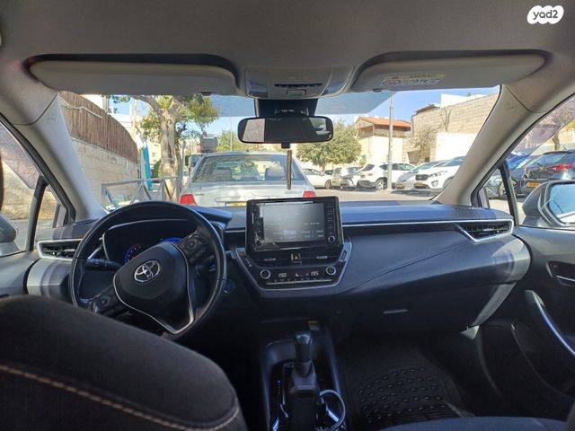 מודעת רכב טויוטה קורולה