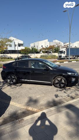 יונדאי איוניק