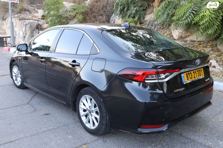 טויוטה קורולה