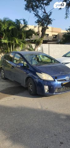 טויוטה פריוס