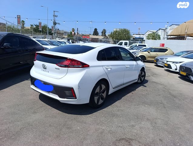 יונדאי איוניק