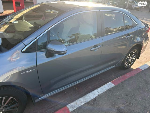 טויוטה קורולה