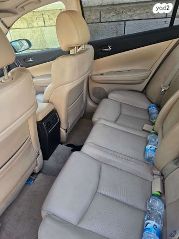 ניסאן מקסימה