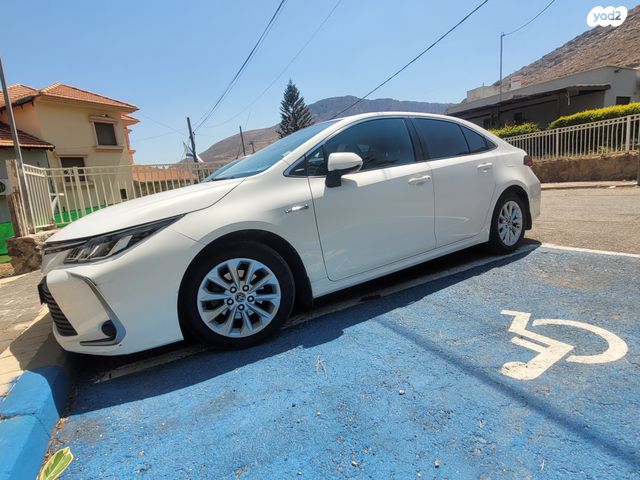 טויוטה קורולה