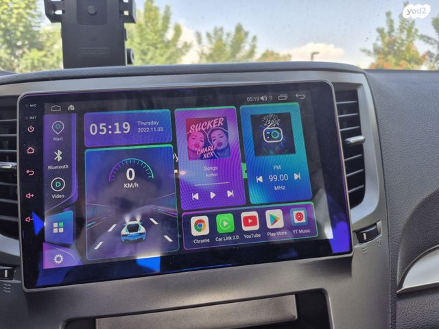 סובארו B4/לגאסי