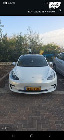 מודעת רכב טסלה מודל 3