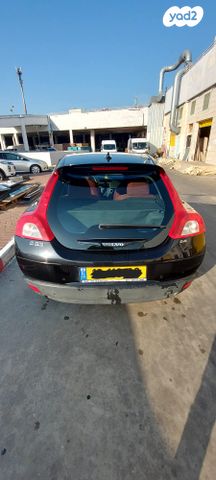 וולוו C30