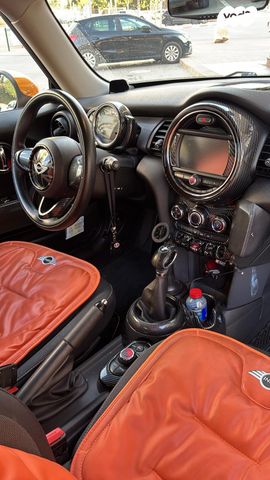 מודעת רכב מיני קופר