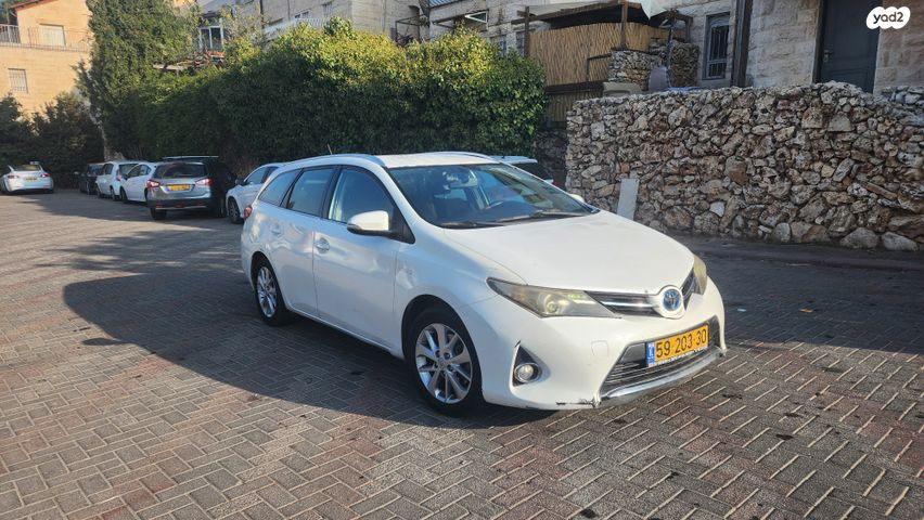 טויוטה אוריס