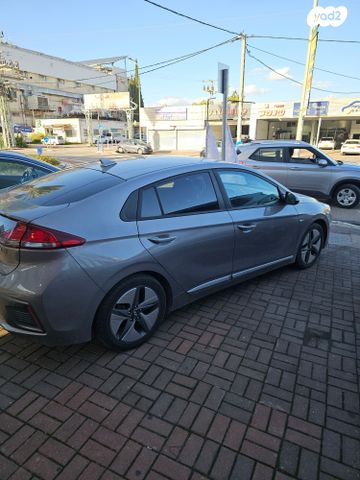 יונדאי איוניק