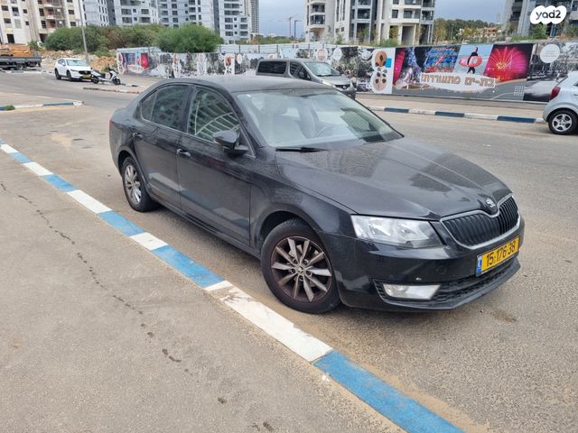 סקודה אוקטביה