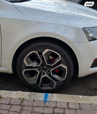 סקודה אוקטביה