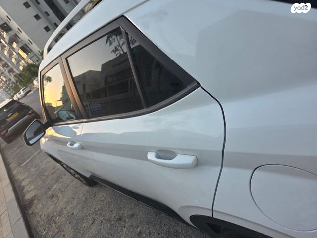 מודעת רכב יונדאי וניו