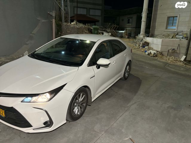 טויוטה קורולה