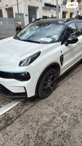 לינק אנד קו 01